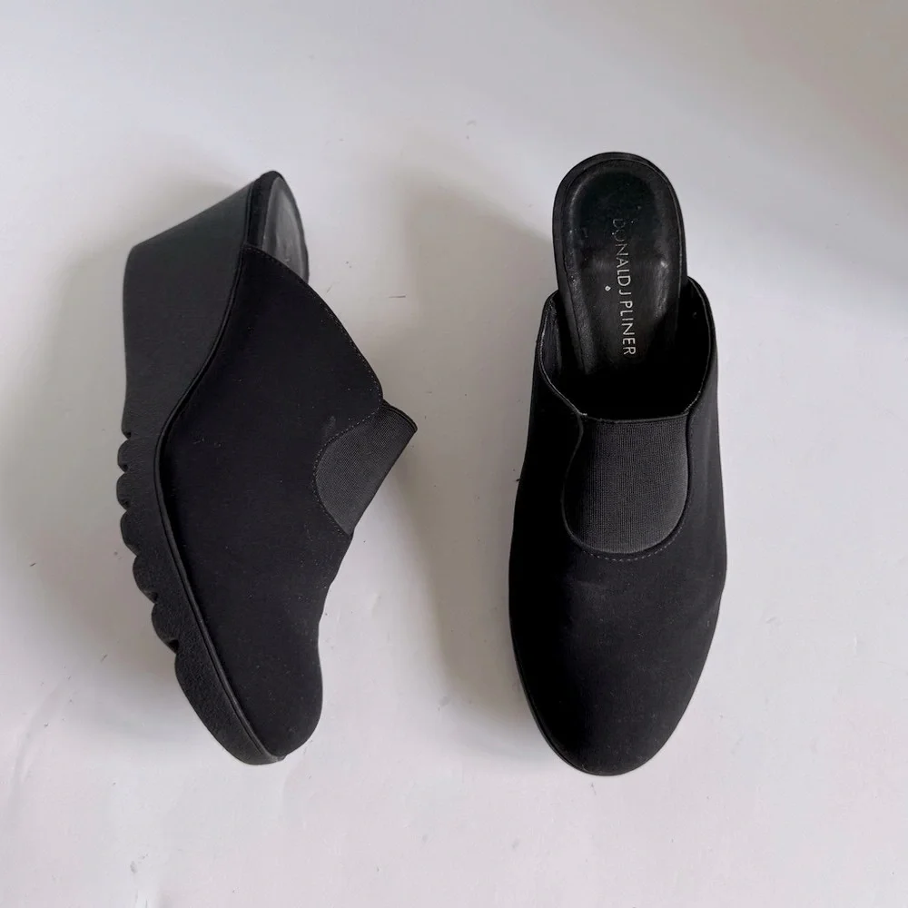 Donald J. Pliner Women's Marfa Wedge Mules. Size 7M - Picture 5 of 11